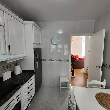 Piso Sol - Wifi Y Netflix Apartman Laxe